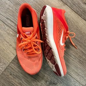 NIKE Flex Run Athletic Sneaker Sz 8